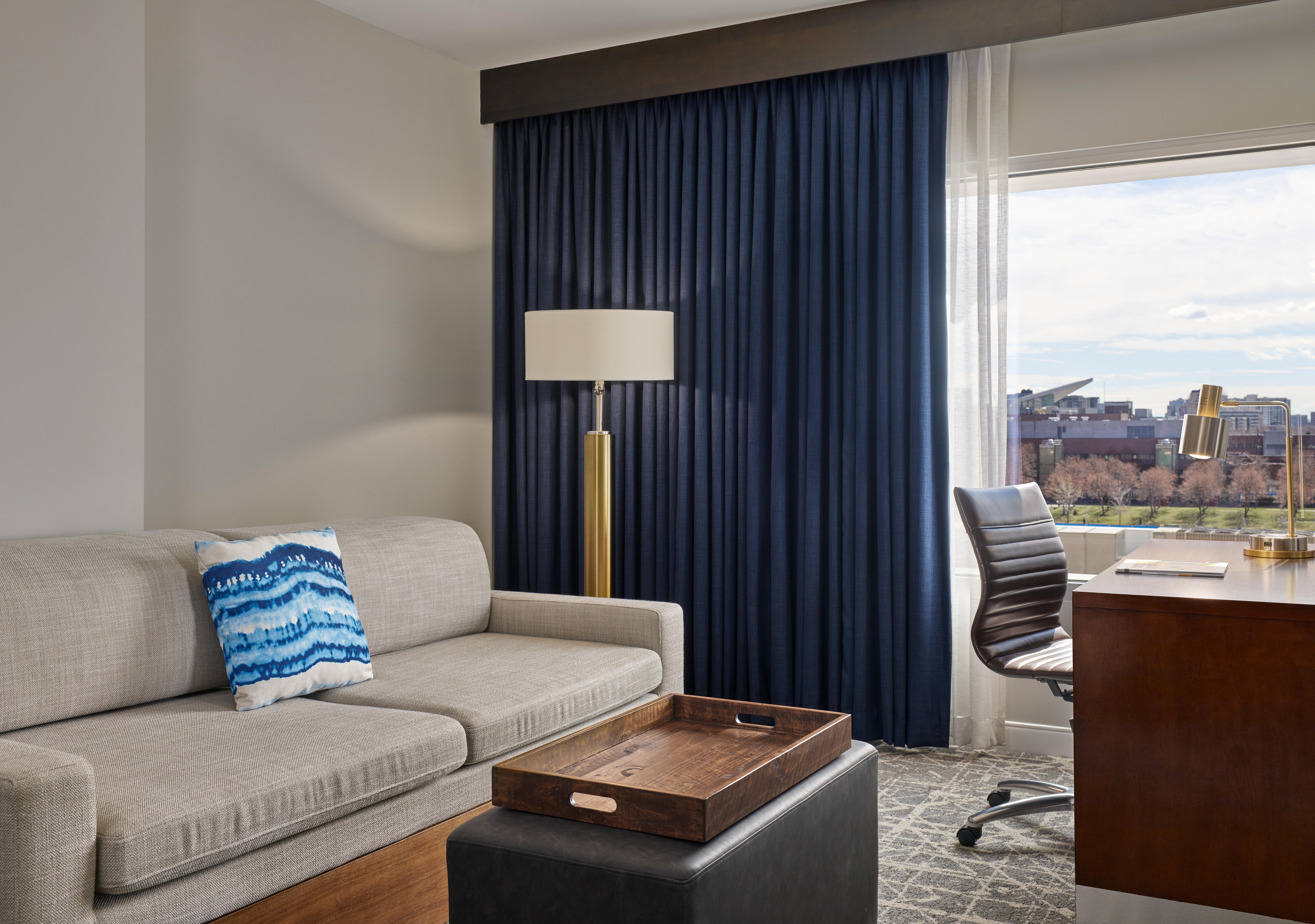 Springhill By Marriott Downtown Hotel DEN