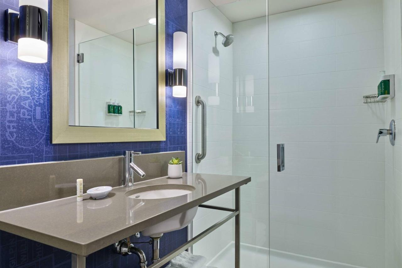 Springhill By Marriott Downtown Hotel DEN