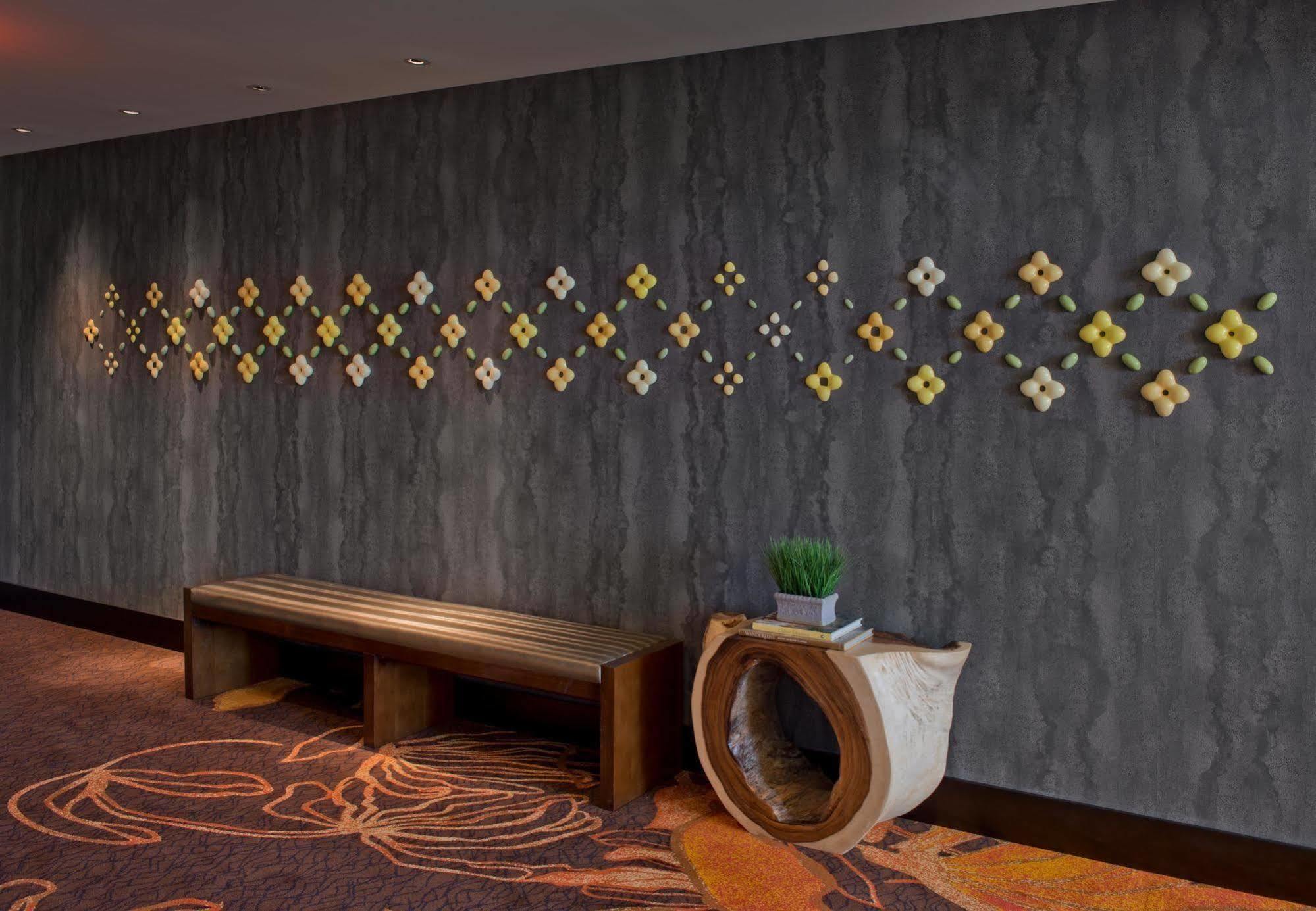 Springhill By Marriott Downtown Hotel 3*