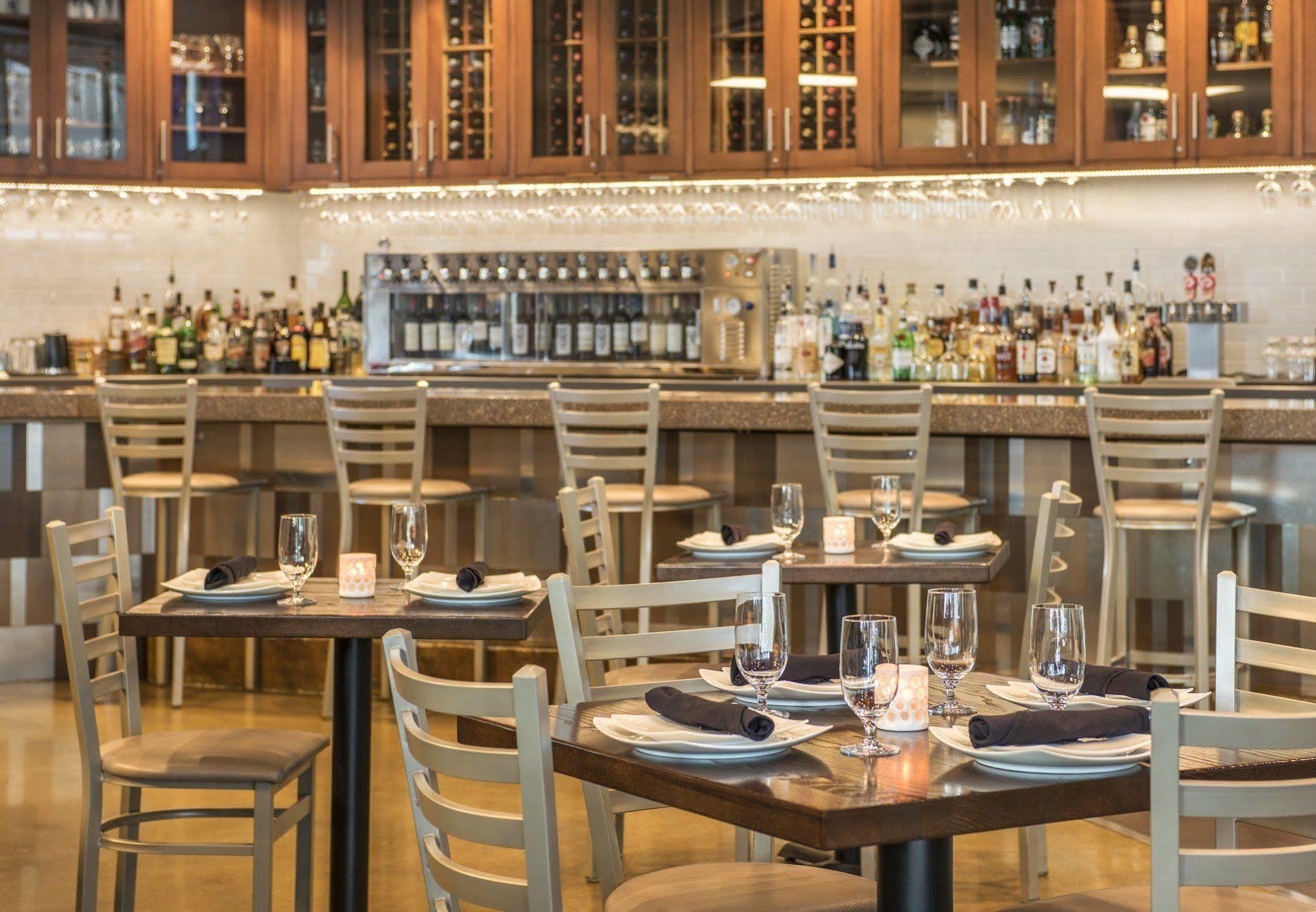 Springhill By Marriott Downtown 3*