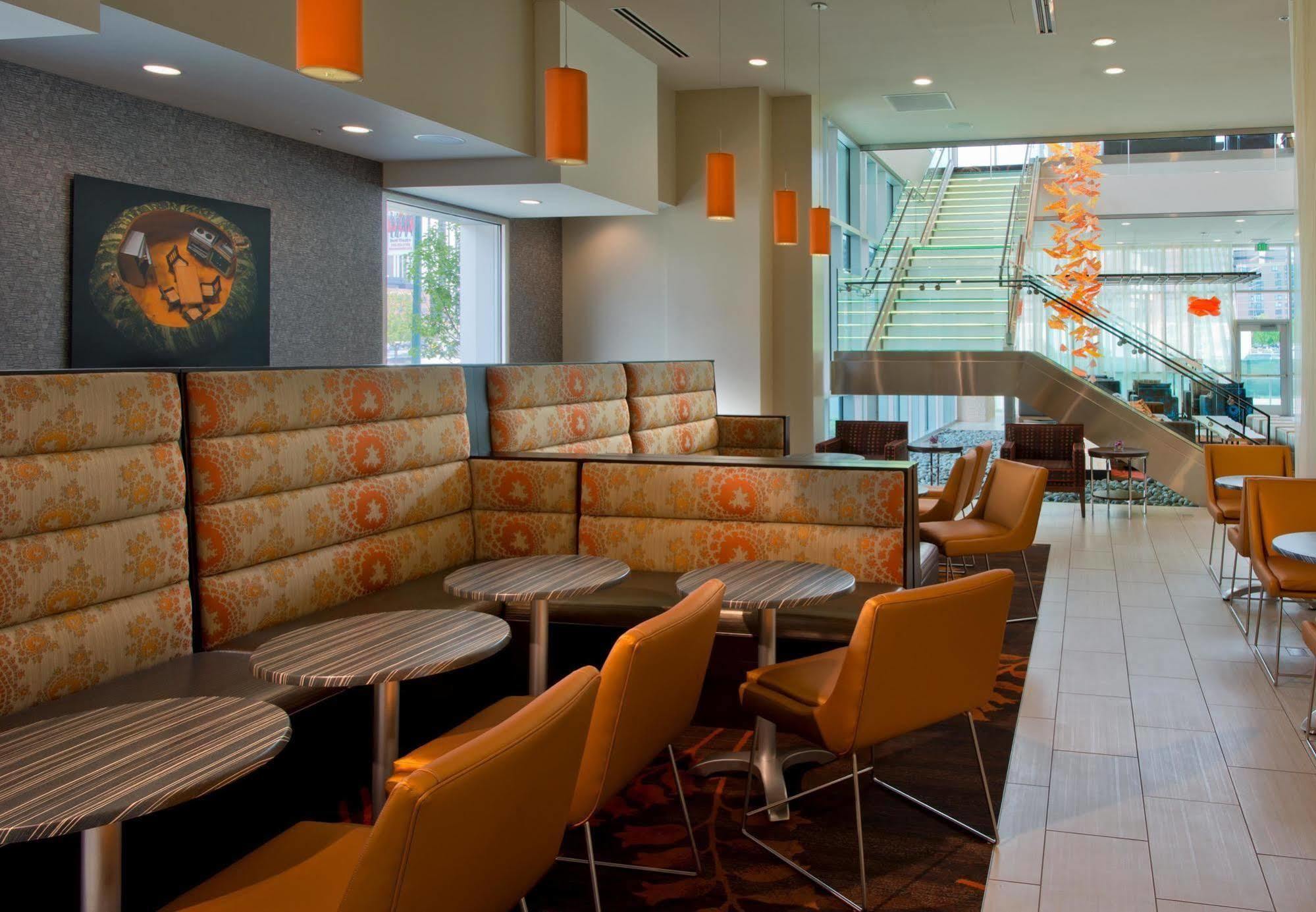 Hotel Springhill By Marriott Downtown 3*